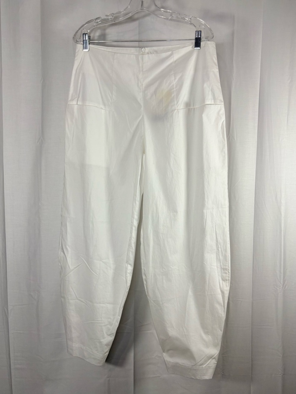 NWT MATTHILDUR Women’s white Cotton Stretch Balloon Pants Zip in back Size 3/USL